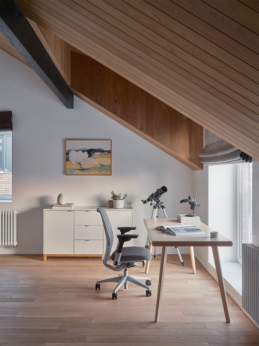 Расслабленный интерьер трехэтажного коттеджа в Подмосковье — проект Дарьи Калюжа