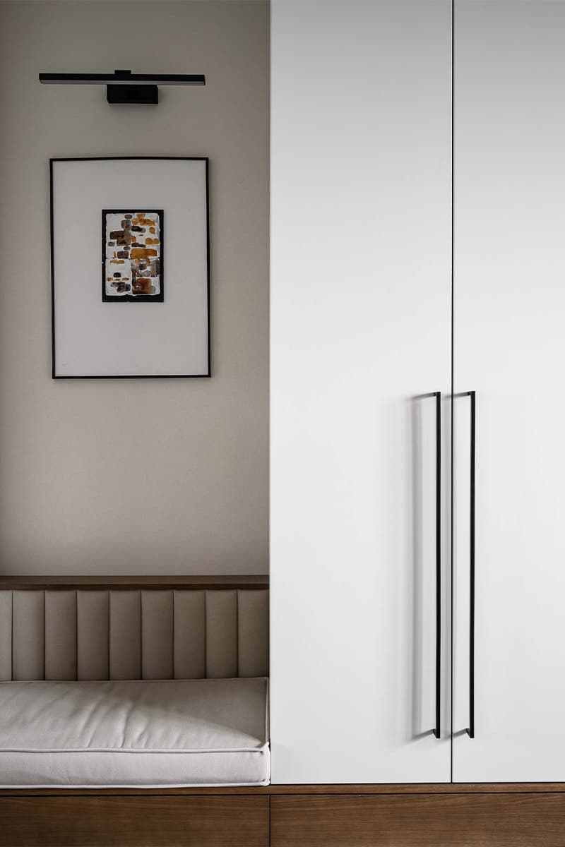 Лаконичный интерьер с нескучными деталями и выверенными пропорциями — проект Ирины Ващенко