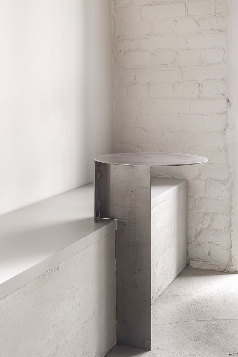 Чувственный интерьер кофейни в брутальной эстетике — проект студии Kidz