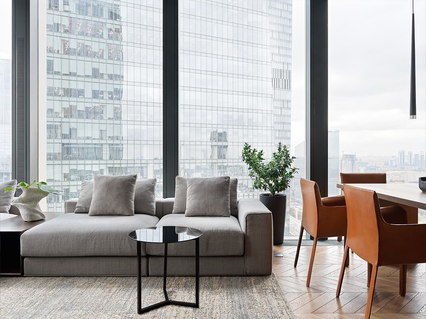 Сдержанный интерьер квартиры в башне Москва-Сити — проект студии ArtD