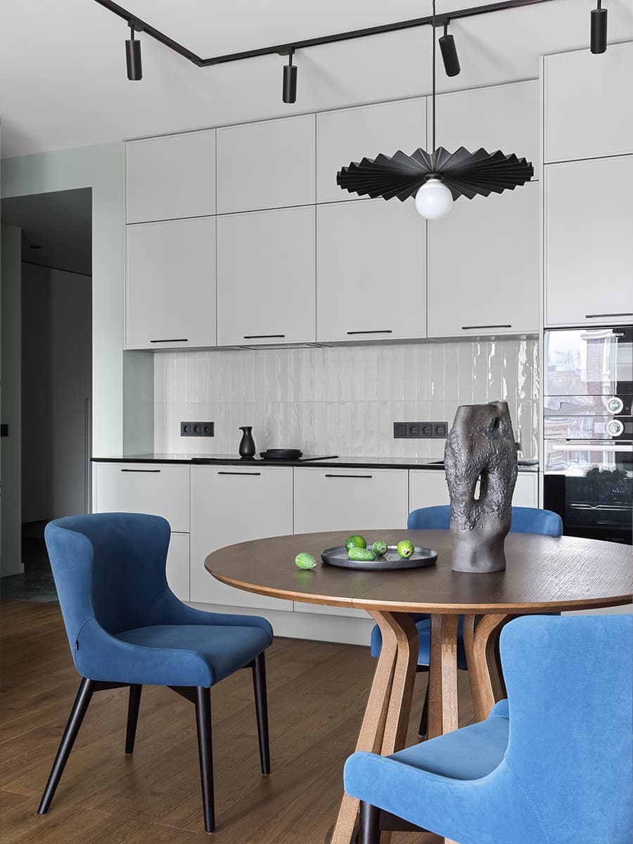 Лаконичный интерьер квартиры в оттенках весеннего леса — проект Светланы Мамаенко