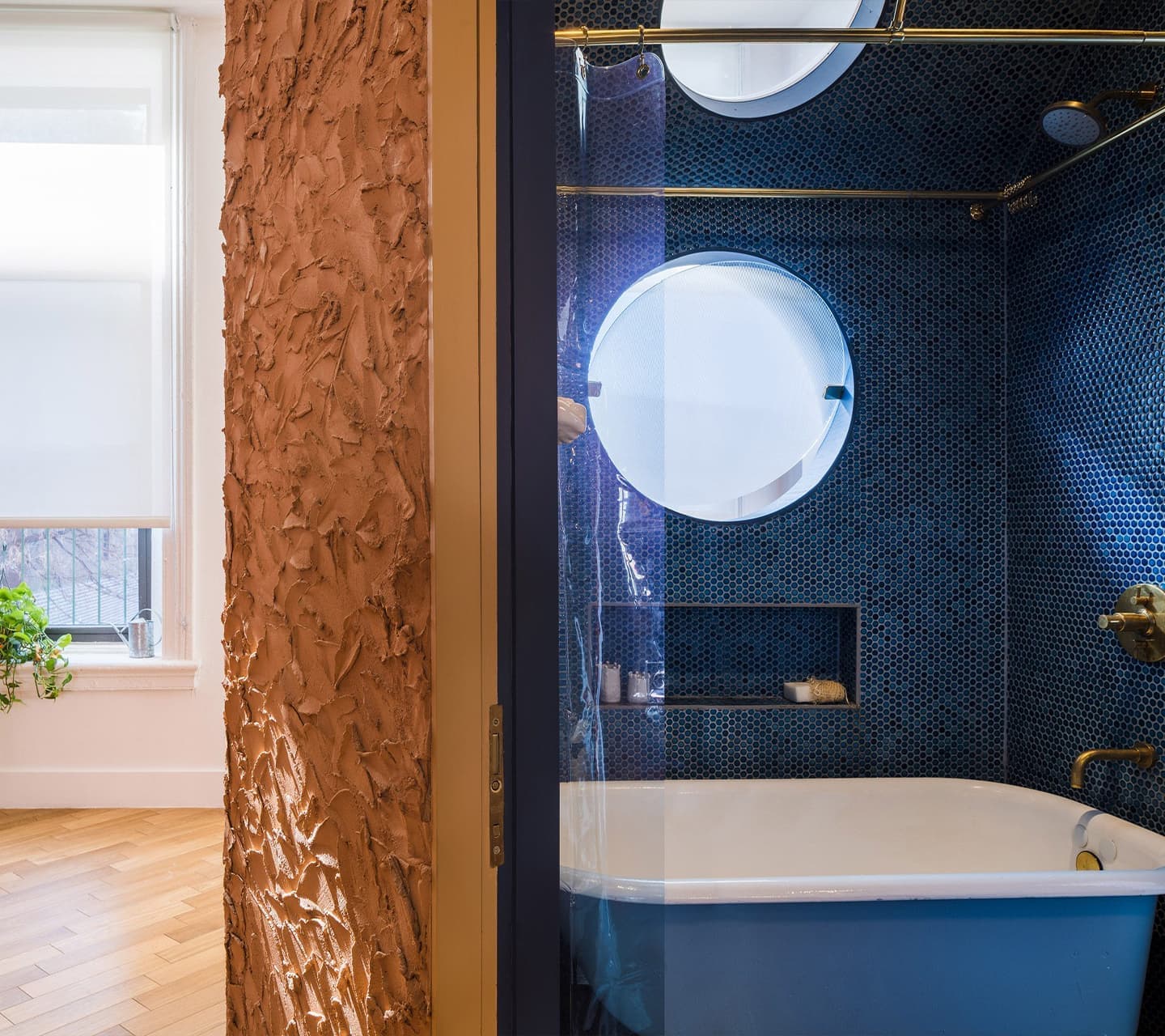 Уютный интерьер жилой арт-резиденции в Бруклине — проект Future Projects