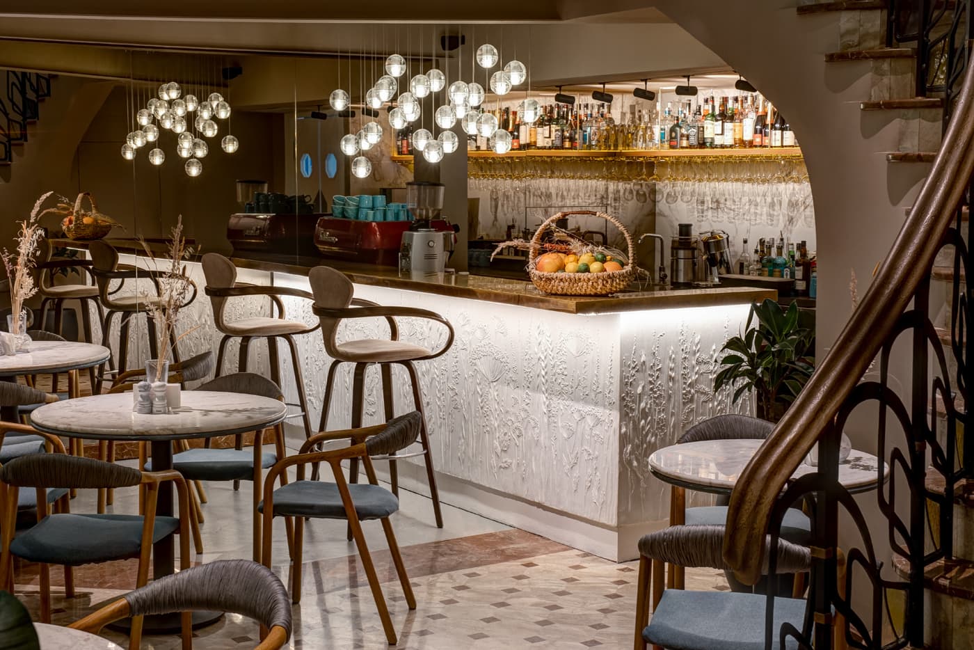 Есенины Михаил и Кристина. Ресторан «Булка» на Третьяковской